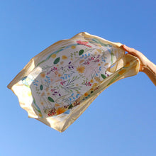 Load image into Gallery viewer, StephyDesignHK My lovely kittens Hand-painted Scarf with Scarf Ring Gift Box