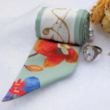 將圖片載入圖庫檢視器 StephyDesignHK  素雅蘭花絲巾飄帶配絲巾扣禮盒 /小圍巾 / 領巾 / 長絲巾/髮帶