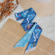 將圖片載入圖庫檢視器 StephyDesignHK 森林花園 聖誕禮盒 特製木盒包裝禮物 / 領巾 / 長絲巾/髮帶