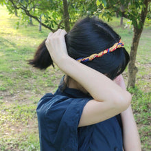 將圖片載入圖庫檢視器 StephyDesignHK 遊樂童話國長絲巾聖誕木盒包裝禮物 / 領巾