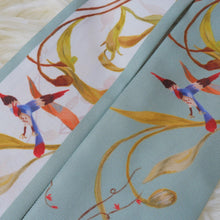 將圖片載入圖庫檢視器 StephyDesignHK 蘭花長絲巾聖誕木盒包裝禮物 / 髮帶