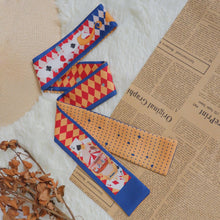 將圖片載入圖庫檢視器 StephyDesignHK 遊樂童話國長絲巾聖誕木盒包裝禮物 / 領巾