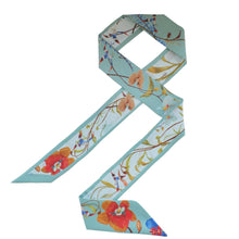 將圖片載入圖庫檢視器 StephyDesignHK 蘭花長絲巾聖誕木盒包裝禮物 / 髮帶