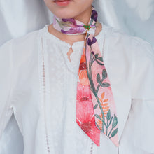 將圖片載入圖庫檢視器 StephyDesignHK【聖誕禮盒】聖誕限定木製禮盒 | Twilly長絲巾配聖誕樹絲巾扣