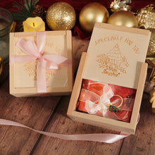 將圖片載入圖庫檢視器 StephyDesignHK【聖誕禮盒】聖誕限定木製禮盒 | Twilly長絲巾配聖誕樹絲巾扣