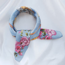 Load image into Gallery viewer, StephyDesignHK Palace Scarf with Scarf Ring Gift Box
