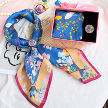 Load image into Gallery viewer, [Mother&#39;s Day Gift Box]  Blue Fish &amp; Flower scarf set for The Best Mother, Mother-in-law &amp; Grandma
