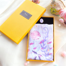 將圖片載入圖庫檢視器 香港維港幻浪 粉紫浪漫輕飄雪紡長圍巾/ 配絲巾扣高雅禮盒
