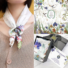 Load image into Gallery viewer, StephyDesignHK 【Orchid】♥Mother and Daughter♥Mother&#39;s Day Gift Silk Scarf Gift Box
