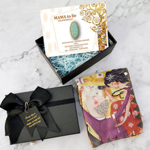 Load image into Gallery viewer, StephyDesignHK ♥MAMA To Be♥【Mother&#39;s Day Gift】Silk Scarf Gift Box

