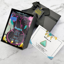 Load image into Gallery viewer, StephyDesignHK 【Mommy To Be】♥【Mother&#39;s Day Gift】♥Silk Scarf Gift Box
