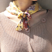 Load image into Gallery viewer, StephyDesignHK ♥MAMA To Be♥【Mother&#39;s Day Gift】Silk Scarf Gift Box
