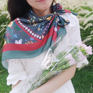 StephyDesignHK 5月生日石祖母綠絲巾及絲巾扣生日禮盒套裝