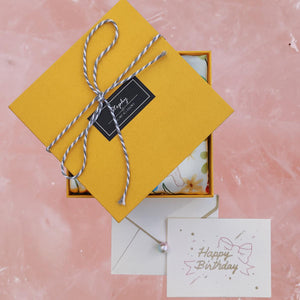 StephyDesignHK 8月誕生石橄欖石專屬客製禮物絲巾及絲巾扣套裝 生日禮盒
