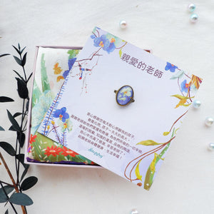 StephyDesignHK 【畢業禮物】 家長送老師~~絲巾配手作絲巾扣 禮盒套裝 / 客製化禮物