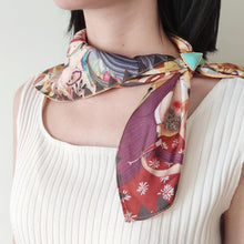 Load image into Gallery viewer, StephyDesignHK 【Eternal Tree】♥To My Beautiful Mom♥Mother&#39;s Day Gift Silk Scarf Gift Box
