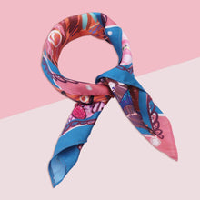 Load image into Gallery viewer, stephy square scarf 
