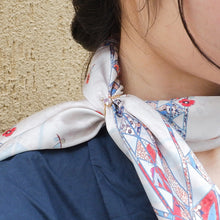 Load image into Gallery viewer, StephyDesignHK June Moonstone birthday stone scarf and scarf ring gift set
