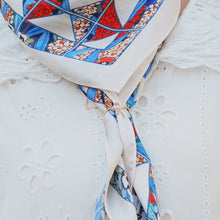 Load image into Gallery viewer, StephyDesignHK June Moonstone birthday stone scarf and scarf ring gift set
