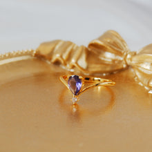 Load image into Gallery viewer, StephyDesignHK September Sapphire birthday stone scarf and scarf ring gift set
