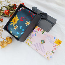 Load image into Gallery viewer, StephyDesignHK 【Viola】♥Mother and Daughter♥Mother&#39;s Day Gift Silk Scarf Gift Box
