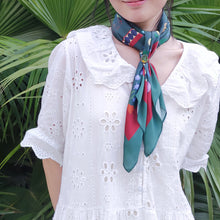 Load image into Gallery viewer, StephyDesignHK 【Viola】 ♥To The Best Mother-in-law♥【Mother&#39;s Day Gift】Silk Scarf Gift Box
